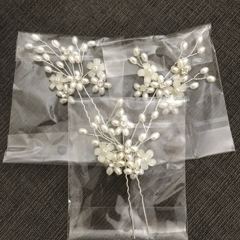 Brid hair pins